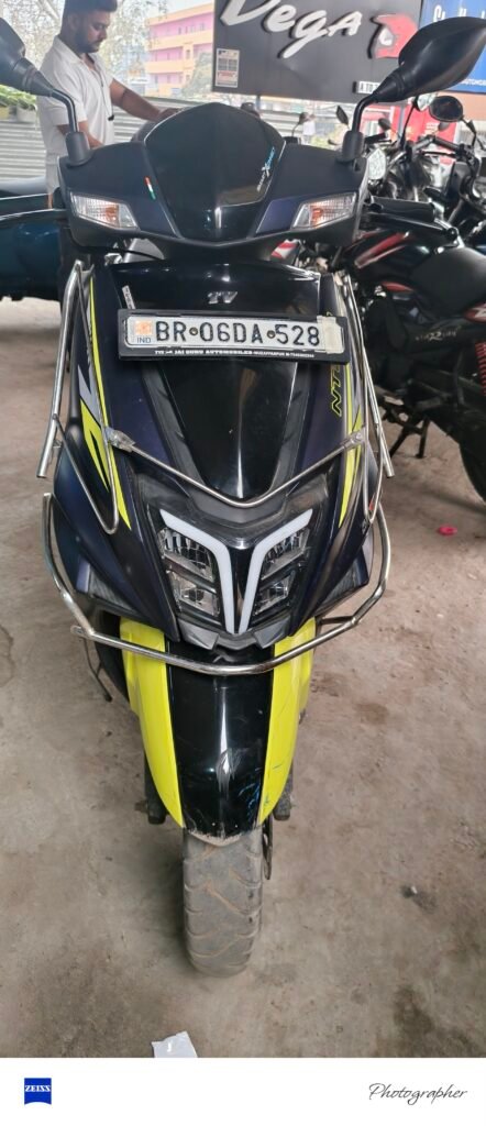 TVS NtorqXT  125 cc bs6 led disc combi 2022 top model