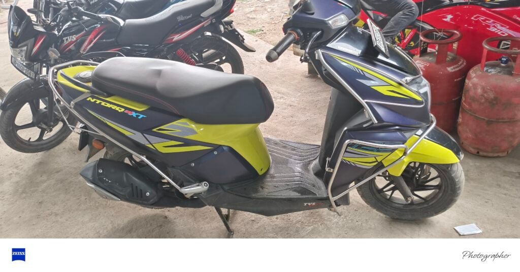 TVS NtorqXT  125 cc bs6 led disc combi 2022 top model