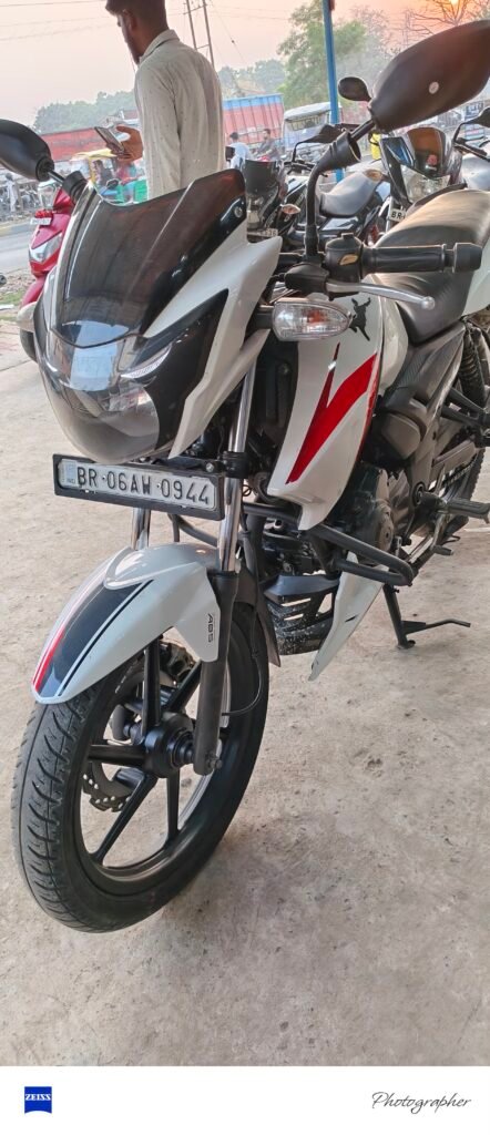 TVS Apache RTR 160 cc bs3 self start 2016