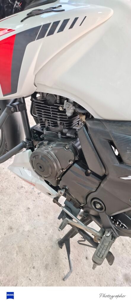 TVS Apache RTR 160 cc bs3 self start 2016